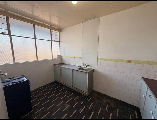 2 BEDROOM APARTMENT FOR SALE IN ARCON PARK